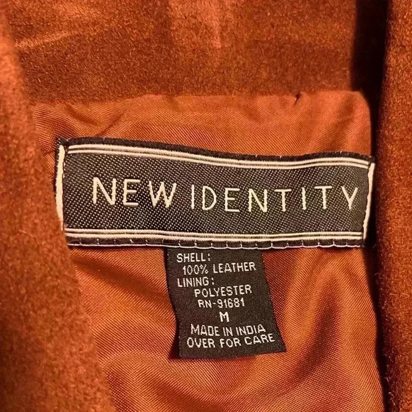 New Identity Women's Leather Vest Size Medium - Picture 6 of 9